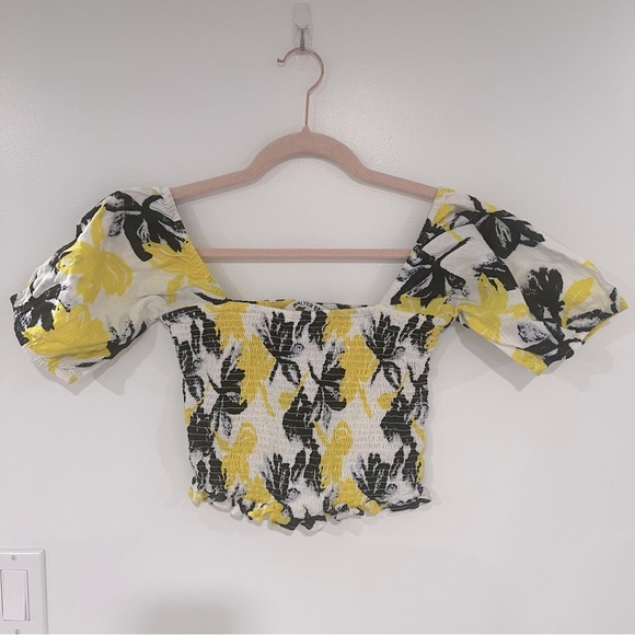 Walter Baker Tops - Walter Baker Smocked Crop Top 100% Cotton Women’s Sz S NWOT
